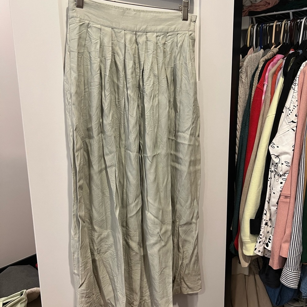Light green vintage skirt